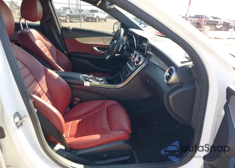 2020 Mercedes-Benz C 300 из США, поврежденный, VIN 55SWF8DBXLU322992